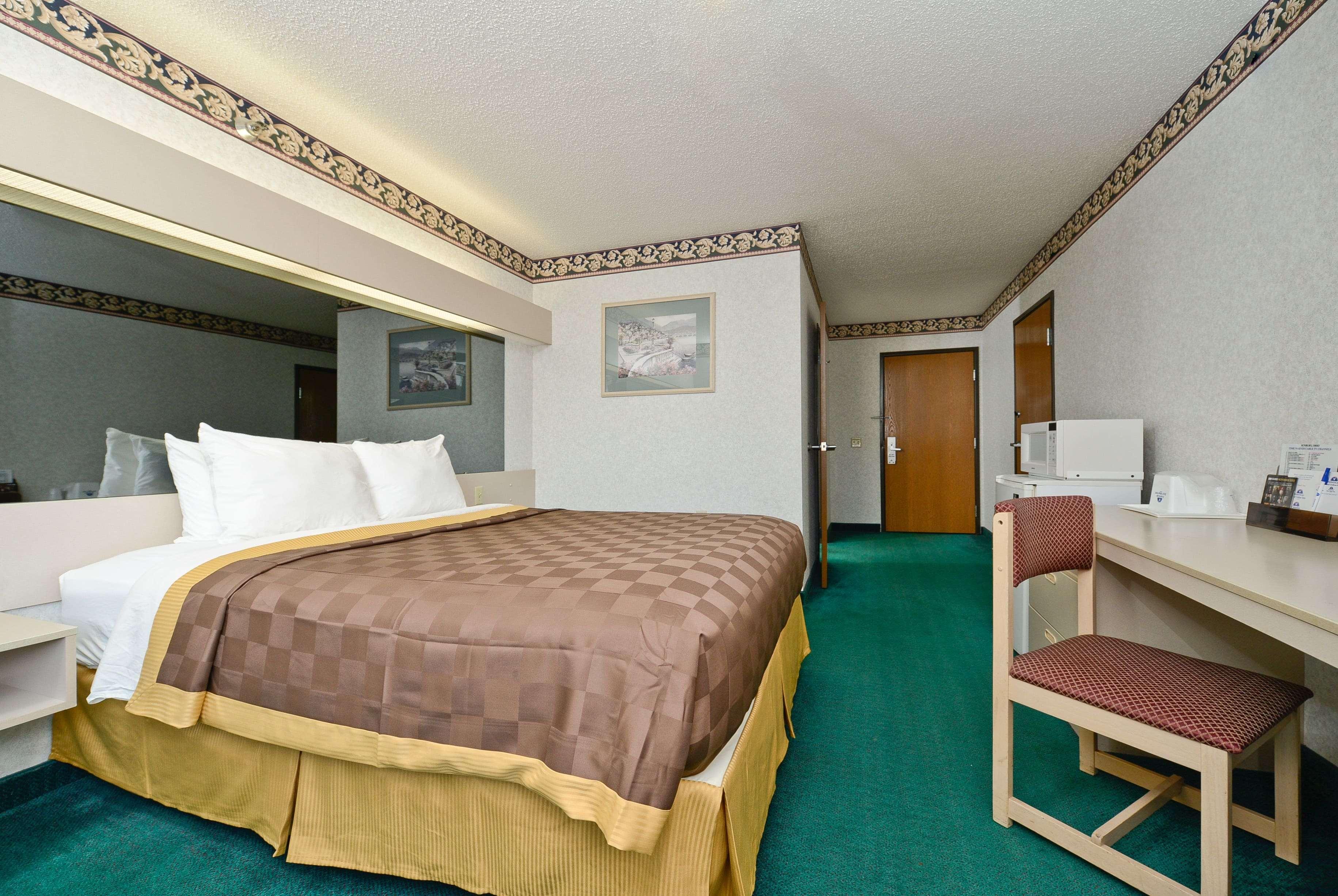 Hotel Microtel & By Wyndham - Columbus North 2*