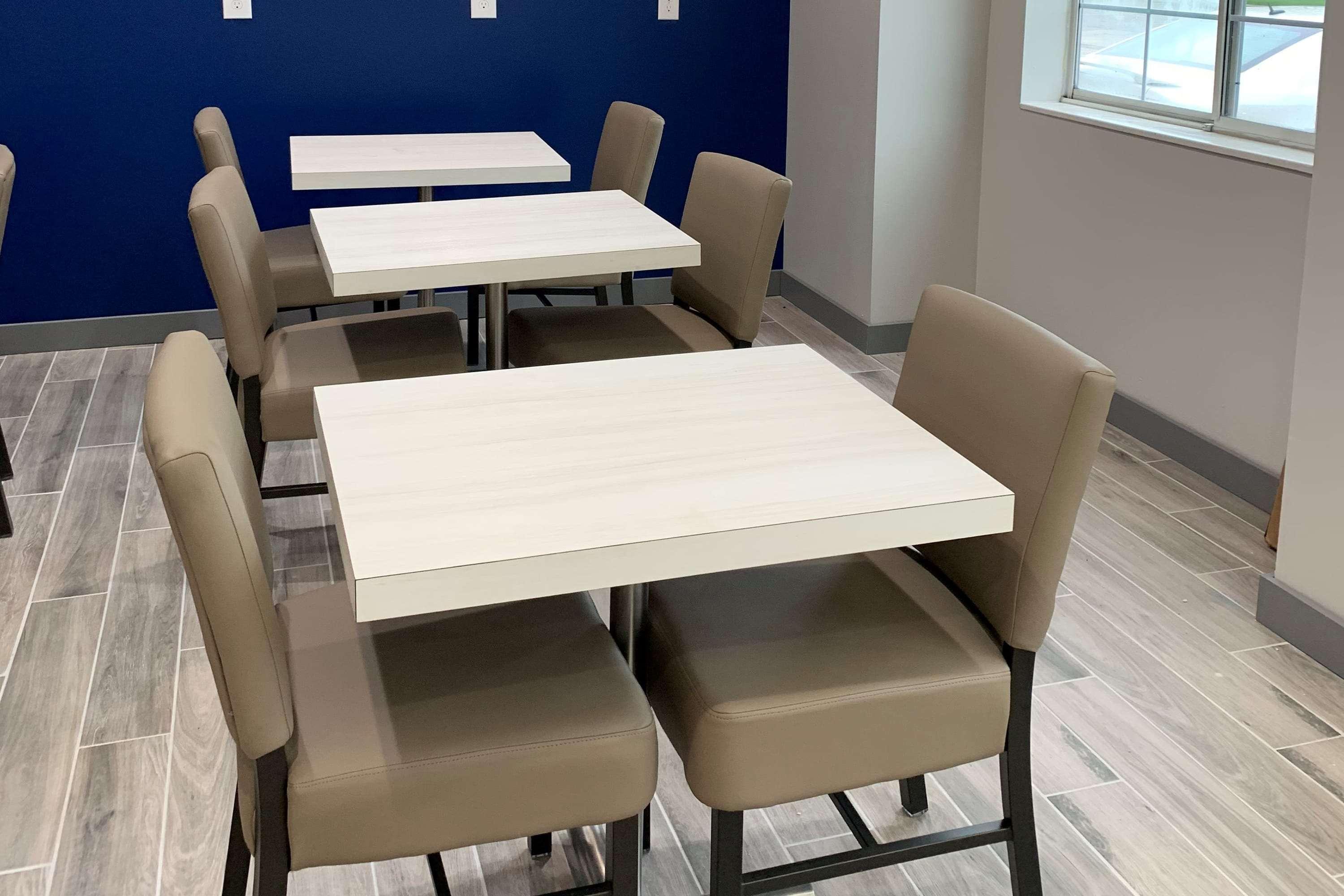 Microtel & By Wyndham - Columbus North