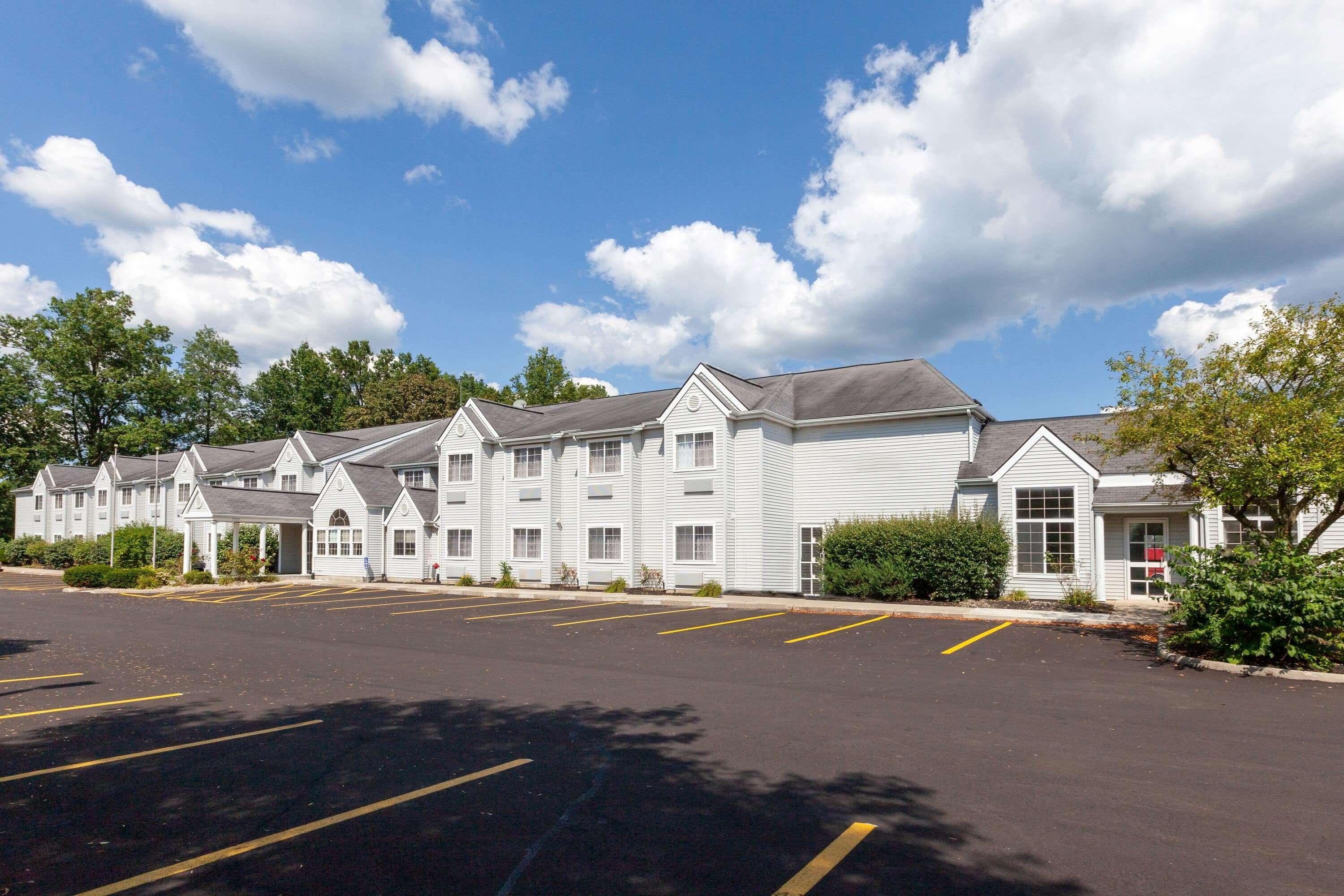 Hotel Microtel & By Wyndham - Columbus North 2*