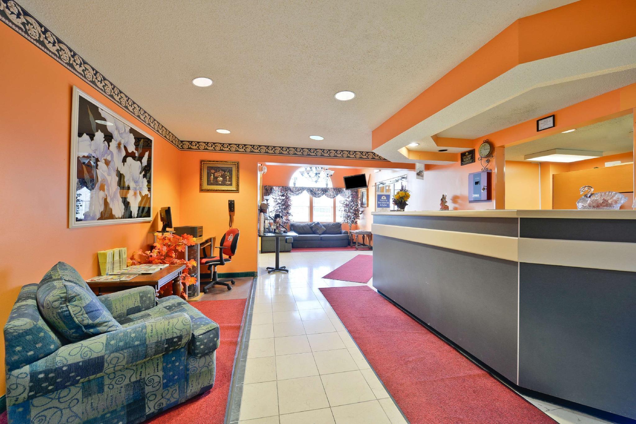 Microtel & By Wyndham - Columbus North Hotel