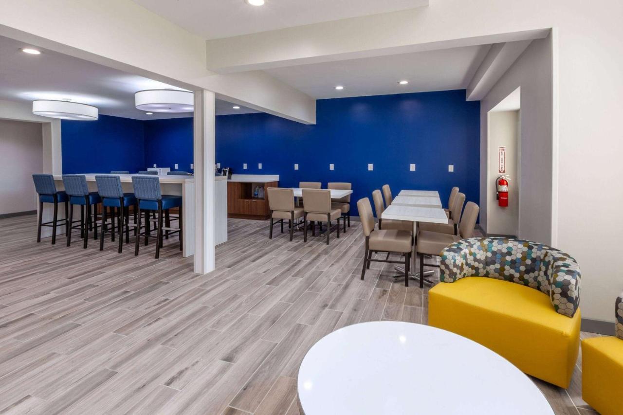 Microtel & By Wyndham - Columbus North