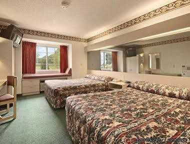 Microtel & By Wyndham - Columbus North 2*